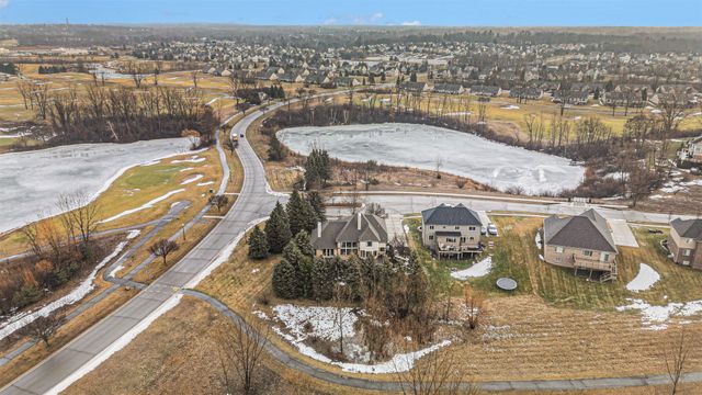 372 Overlook Drive, Oxford, MI 48371