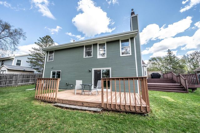 15020 Rushmore Crescent, Burnsville, MN 55306