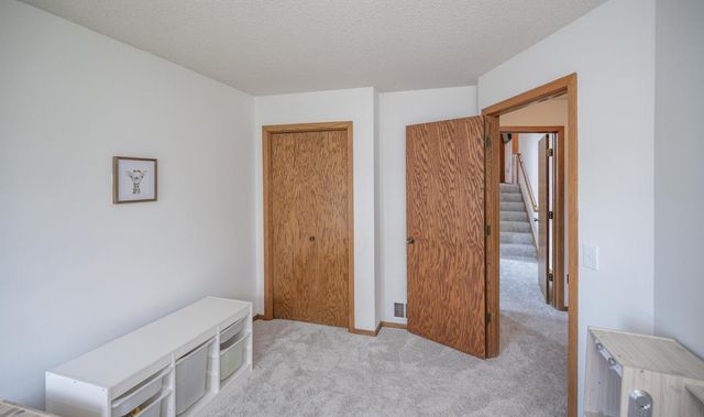 15020 Rushmore Crescent, Burnsville, MN 55306