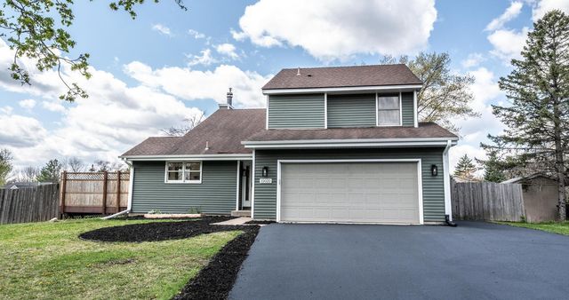15020 Rushmore Crescent, Burnsville, MN 55306