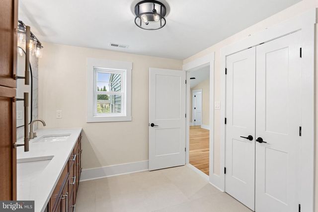 419 MANSFIELD AVE, Haddonfield, NJ 08033
