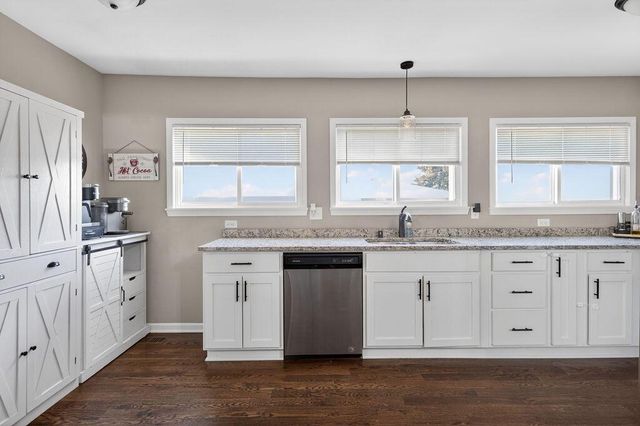 5973 S Elaine AVENUE, Cudahy, WI 53110