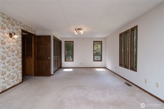 7337 Skagit View Drive, Concrete, WA 98237
