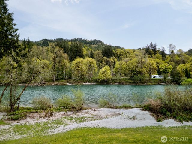 7337 Skagit View Drive, Concrete, WA 98237