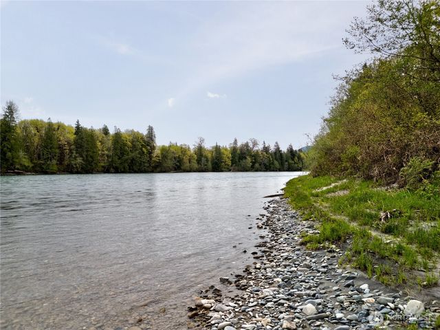 7337 Skagit View Drive, Concrete, WA 98237