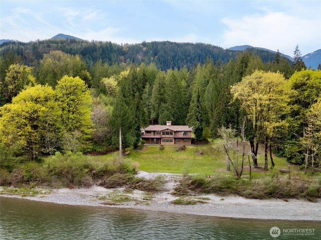 7337 Skagit View Drive, Concrete, WA 98237