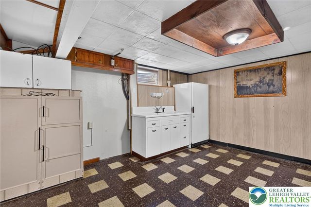 1914 South Wood Street 1912, Allentown City, PA 18103