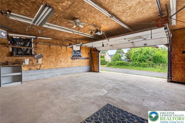 1914 South Wood Street 1912, Allentown City, PA 18103