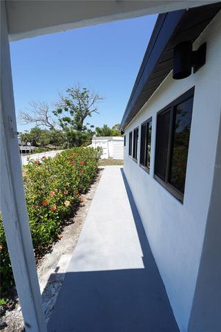 5812 LIVERPOOL DRIVE, Tampa, FL 33615