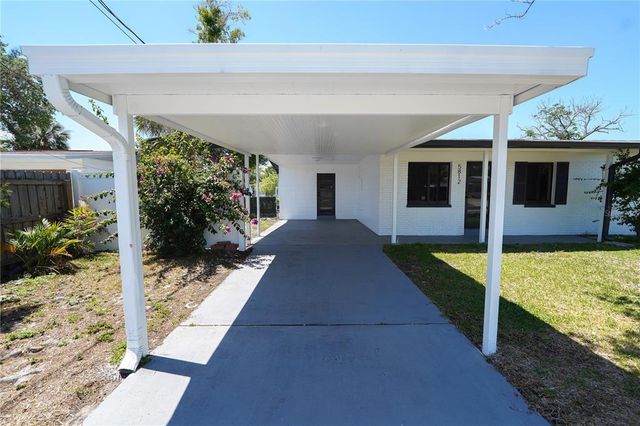 5812 LIVERPOOL DRIVE, Tampa, FL 33615