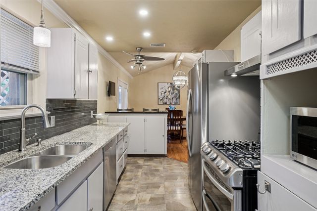 800 Shelmar Drive, Euless, TX 76039