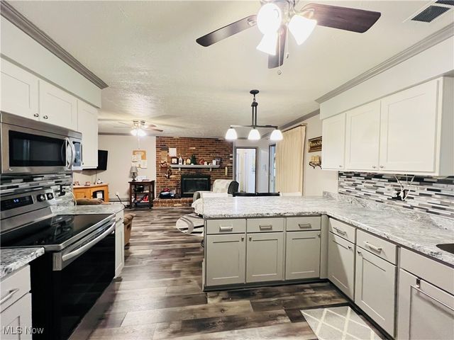 5126 Chestnut Hill Drive, Ashtabula, OH 44004