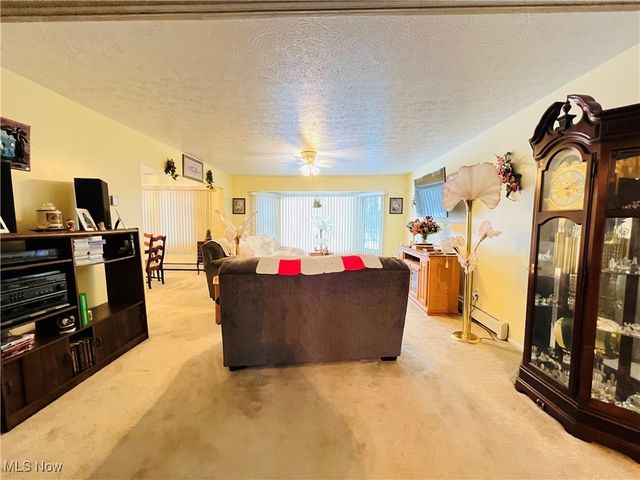 5126 Chestnut Hill Drive, Ashtabula, OH 44004