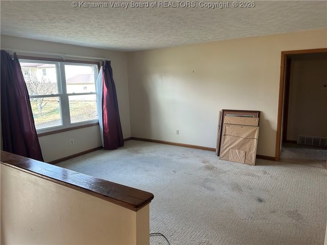 153 Rolling Meadows Road, Scott Depot, WV 25560