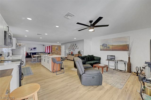 4526 East Viking Road, Las Vegas, NV 89121