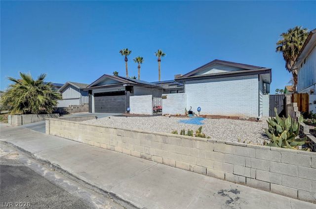 4526 East Viking Road, Las Vegas, NV 89121