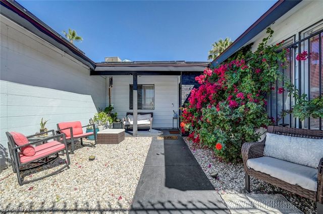 4526 East Viking Road, Las Vegas, NV 89121