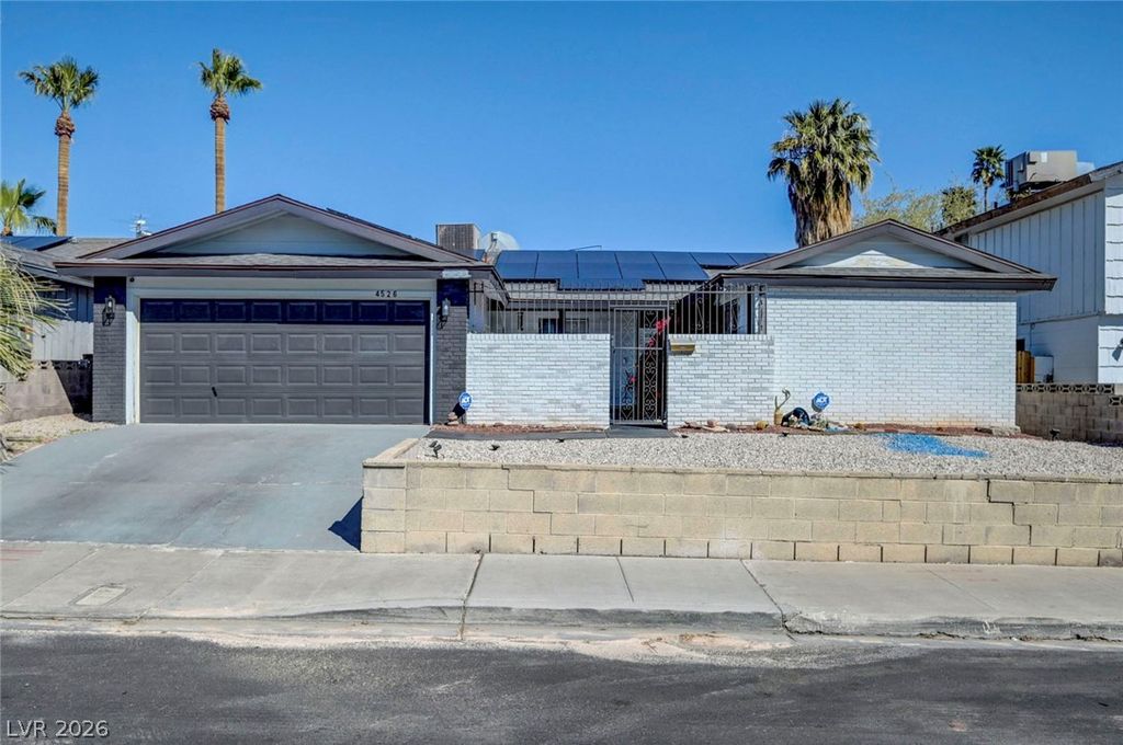 4526 East Viking Road, Las Vegas, NV 89121