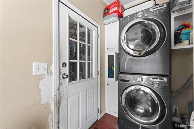 2540 Auten Road, Ortonville, MI 48462