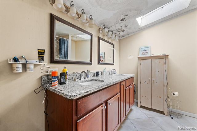 2540 Auten Road, Ortonville, MI 48462