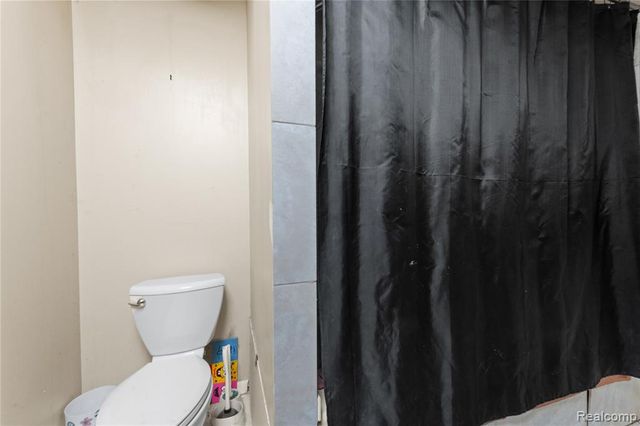 2540 Auten Road, Ortonville, MI 48462