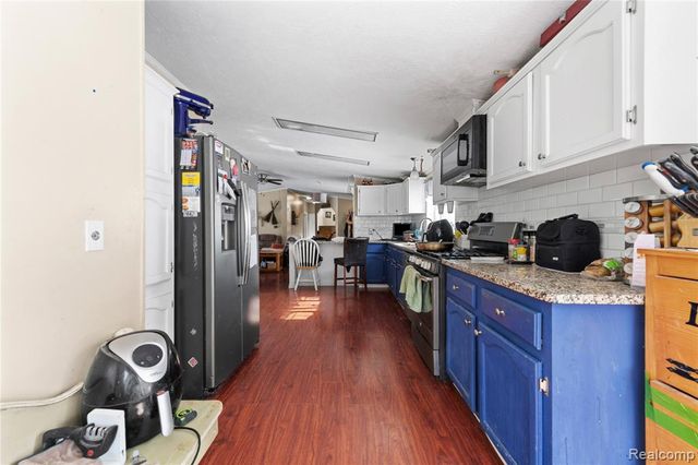 2540 Auten Road, Ortonville, MI 48462