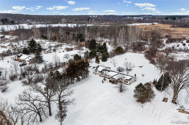 2540 Auten Road, Ortonville, MI 48462