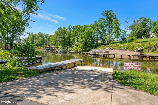 5509 BAZZANELLA DR, Mineral, VA 23117