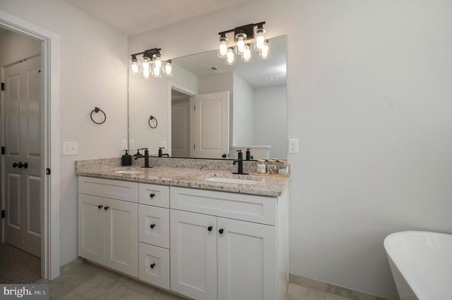 5509 BAZZANELLA DR, Mineral, VA 23117