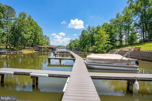 5509 BAZZANELLA DR, Mineral, VA 23117