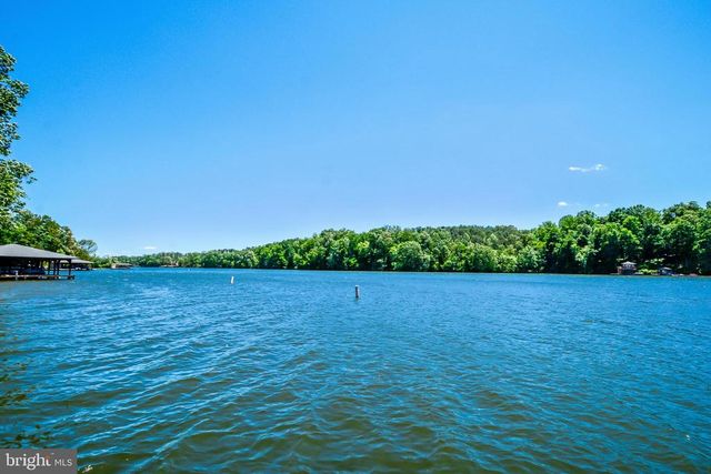 5509 BAZZANELLA DR, Mineral, VA 23117