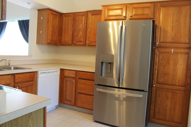 15416 Winchester Circle 93, Grand Haven, MI 49417