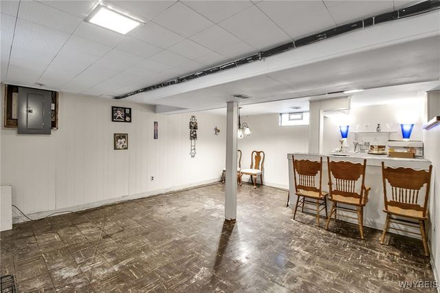 281 West Hazeltine Avenue, Tonawanda, NY 14217