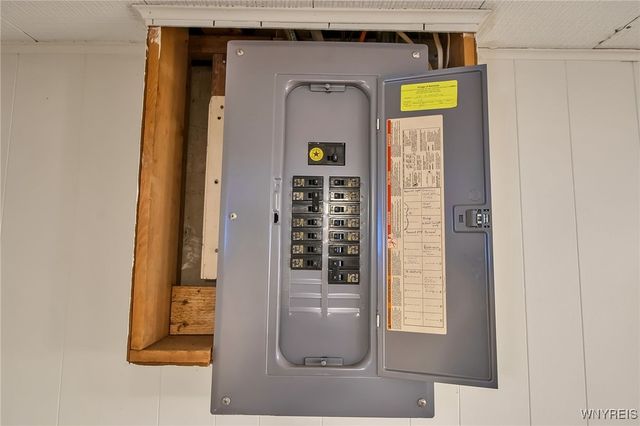 281 West Hazeltine Avenue, Tonawanda, NY 14217