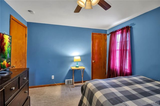 281 West Hazeltine Avenue, Tonawanda, NY 14217