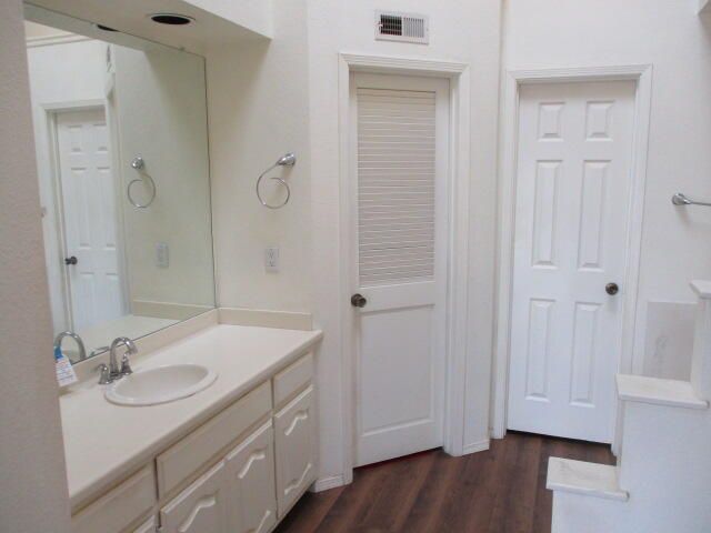 528 Eastlake Drive SE, Rio Rancho, NM 87124