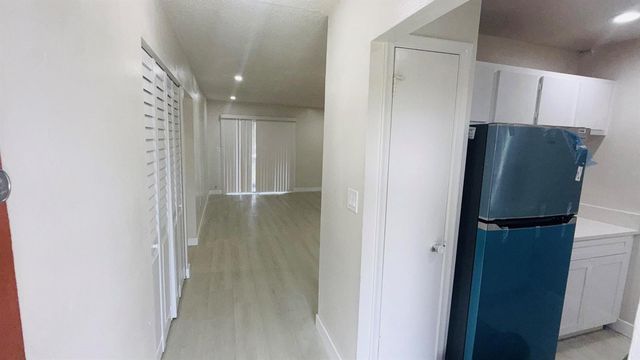 6106 Forest Hill Boulevard 201, West Palm Beach, FL 33415