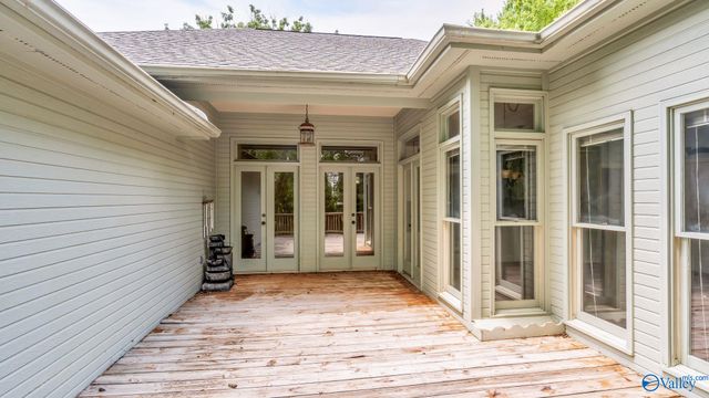 102 Laurelmill Drive, Harvest, AL 35749