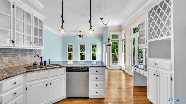 102 Laurelmill Drive, Harvest, AL 35749