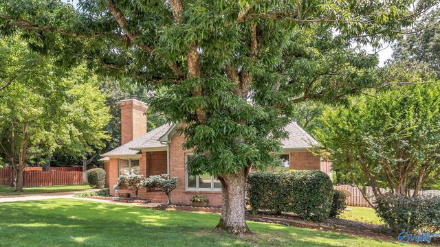 102 Laurelmill Drive, Harvest, AL 35749