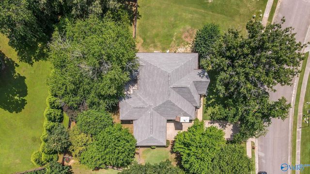 102 Laurelmill Drive, Harvest, AL 35749