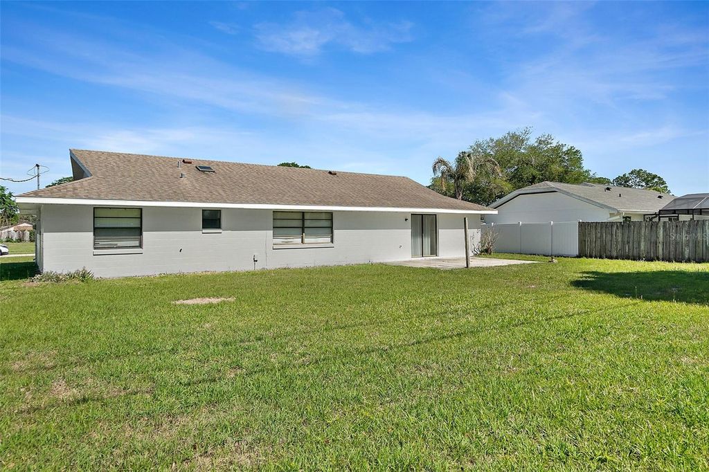 Image 20 of property listing at 977 WHIPORWILL DRIVE, Port Orange, FL 32127