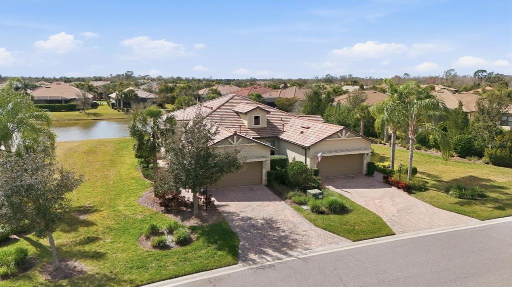 Image 2 of property listing at 17024 KENTON TERRACE, Bradenton, FL 34202