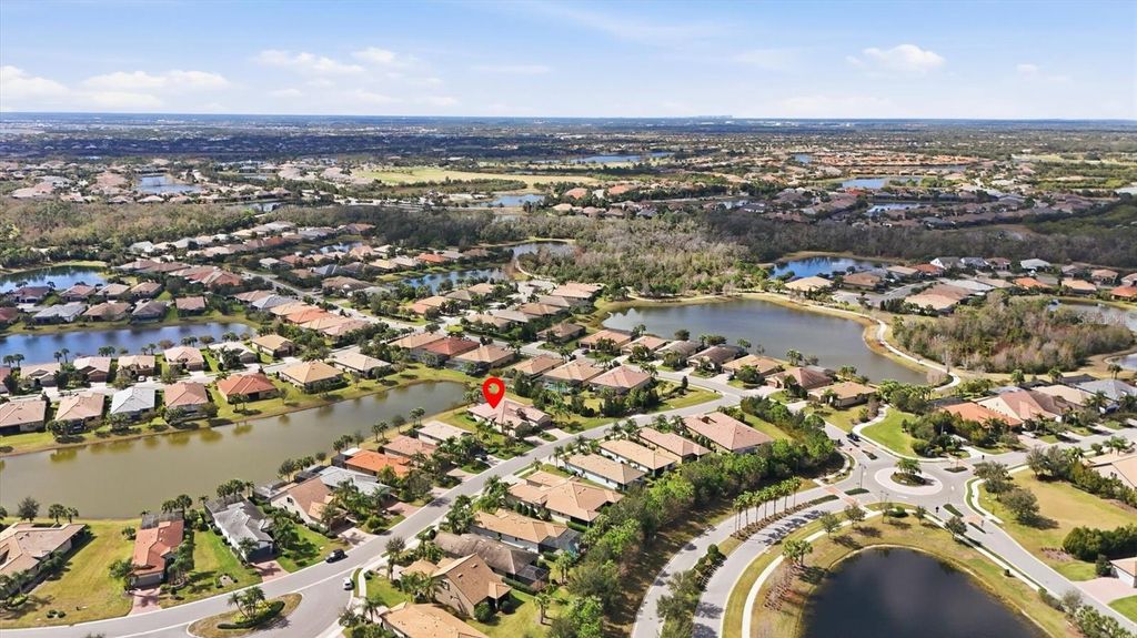 Image 13 of property listing at 17024 KENTON TERRACE, Bradenton, FL 34202