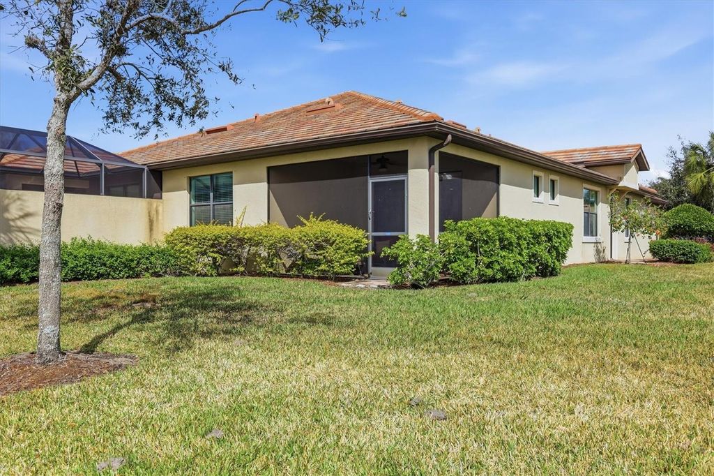 Image 6 of property listing at 17024 KENTON TERRACE, Bradenton, FL 34202