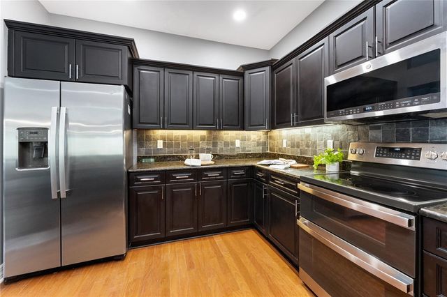 2704 57TH STREET S, Gulfport, FL 33707