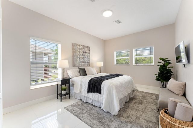 2704 57TH STREET S, Gulfport, FL 33707