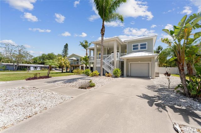 2704 57TH STREET S, Gulfport, FL 33707