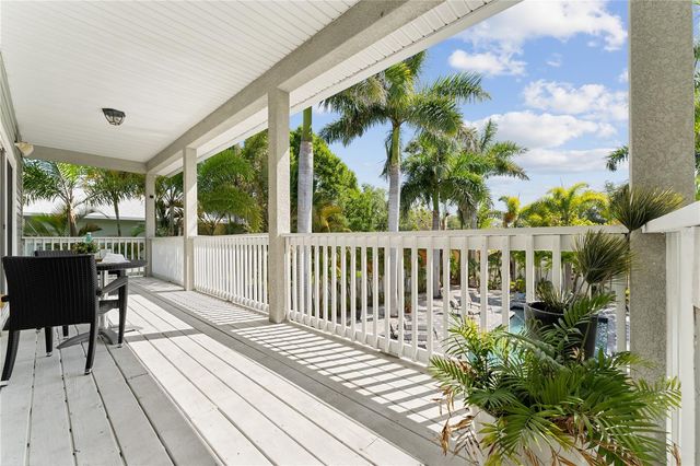 2704 57TH STREET S, Gulfport, FL 33707