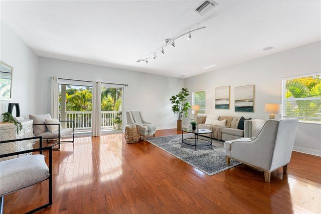 2704 57TH STREET S, Gulfport, FL 33707